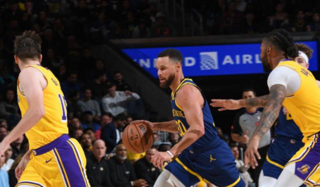 开云官网-10战8胜！勇士后程发力复苏：永远别低估库里